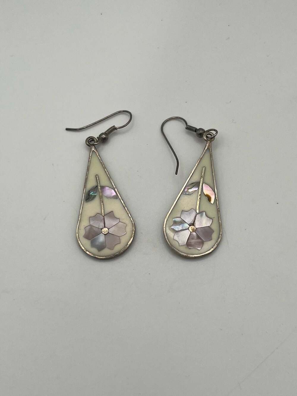 Vtg Mexican Alpaca Teardrop Inlay Abalone Mother of Pearl Dangle Earrings (K